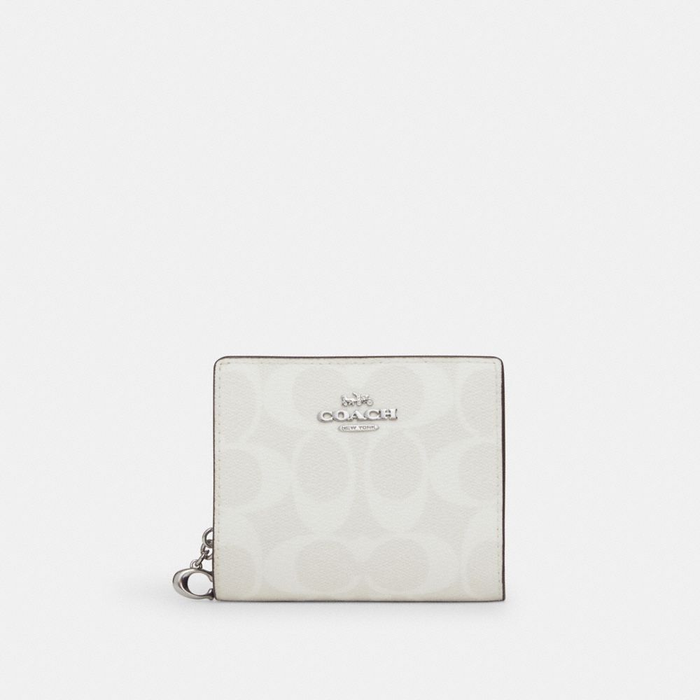 COACH®,SNAP WALLET IN SIGNATURE CANVAS,Mini,Silver/Chalk/Glacier White,Front View