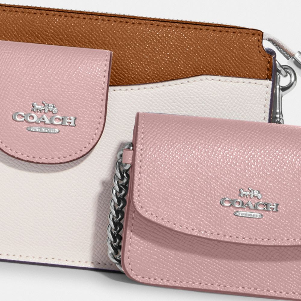 Pink coach purse and on sale wallet