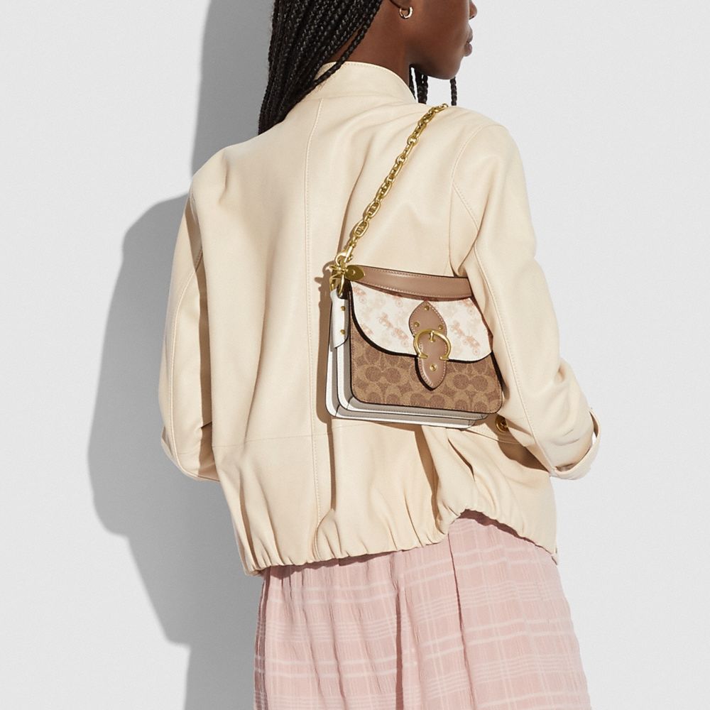Beat Shoulder Bag 18 With Horse And Carriage Print