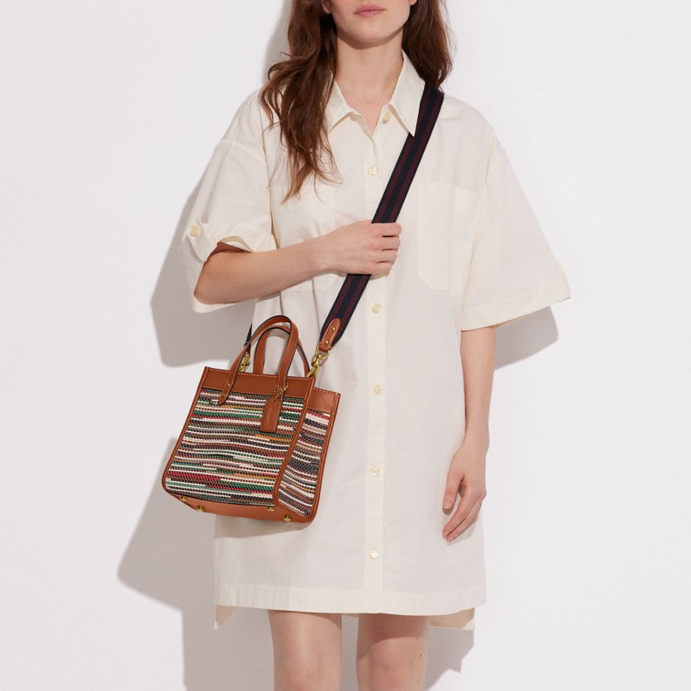 トートバッグ COACH Field Tote 22 In Upwoven Leather C3860 COACH® Outlet | Field Tote 22 In Upwoven Leather