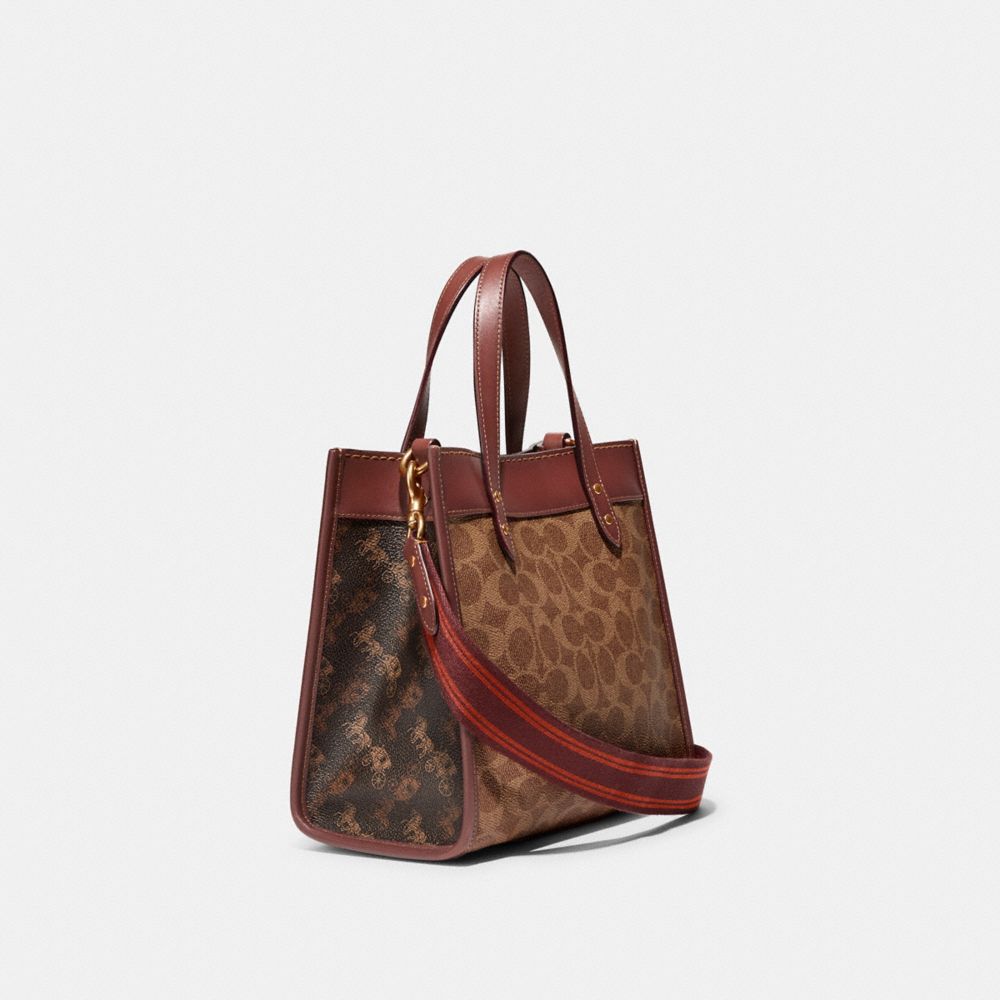 Coach signature field online tote