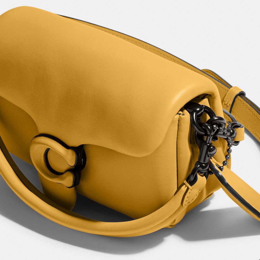Coach Pillow Tabby Shoulder Bag 18 in Lime Green - Squishy Handbag Cro –  Essex Fashion House