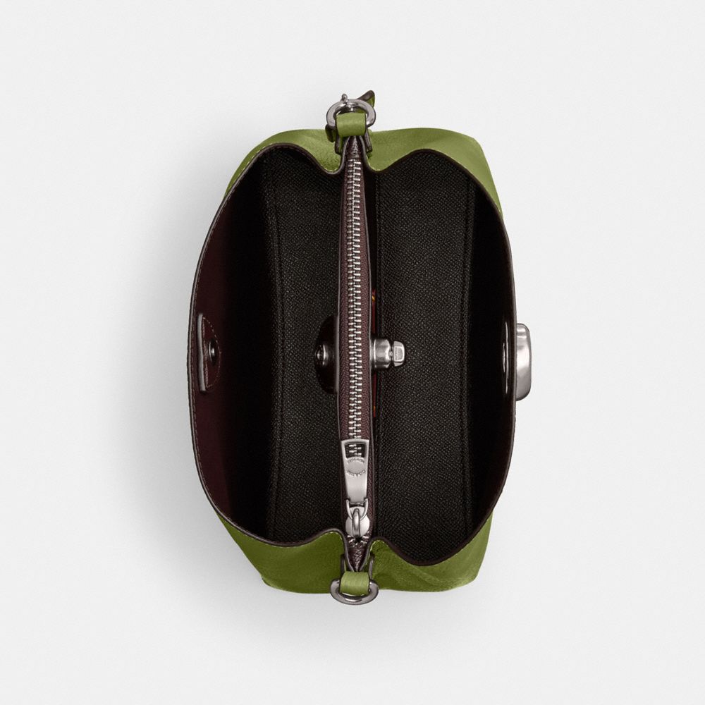 COACH®,Willow Bucket Bag,Leather,Shoulder Bag,Logo,Metal,Gold Metal,Casual,,Inside View,Top View