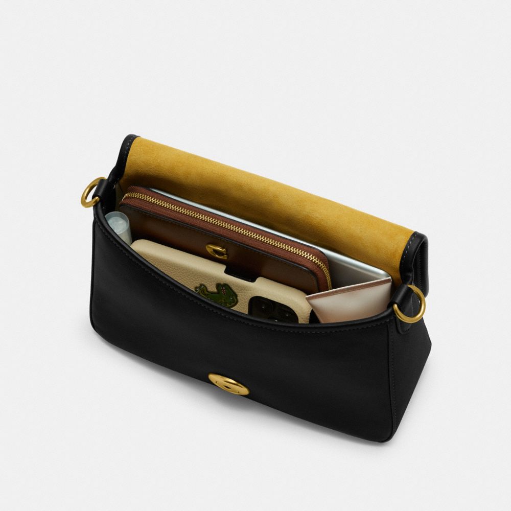 COACH®,Soft Tabby Shoulder Bag,Leather,Shoulder Bag,Metal,Logo,Gold Metal,Day Party,,Inside View, Top View