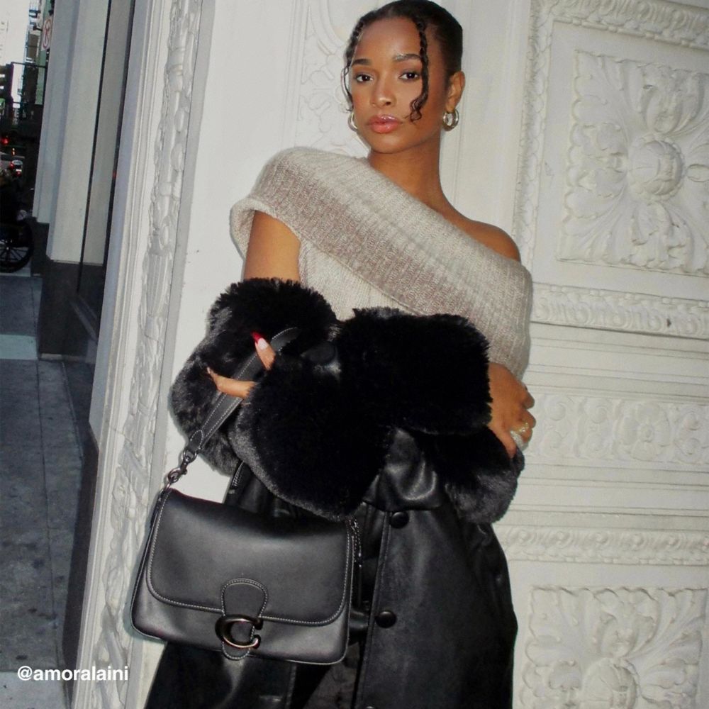 COACH®,Soft Tabby Shoulder Bag,Leather,Shoulder Bag,Metal,Logo,Gold Metal,Day Party,Black,Detail View