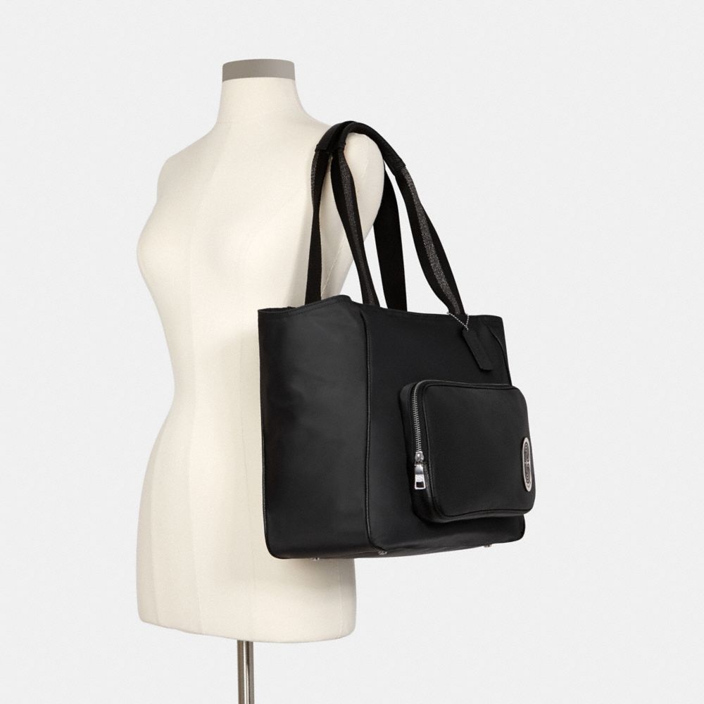 Court tote online coach