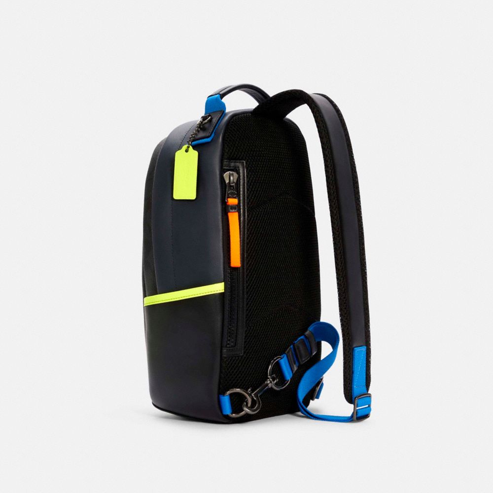 Edge Pack In Signature Canvas