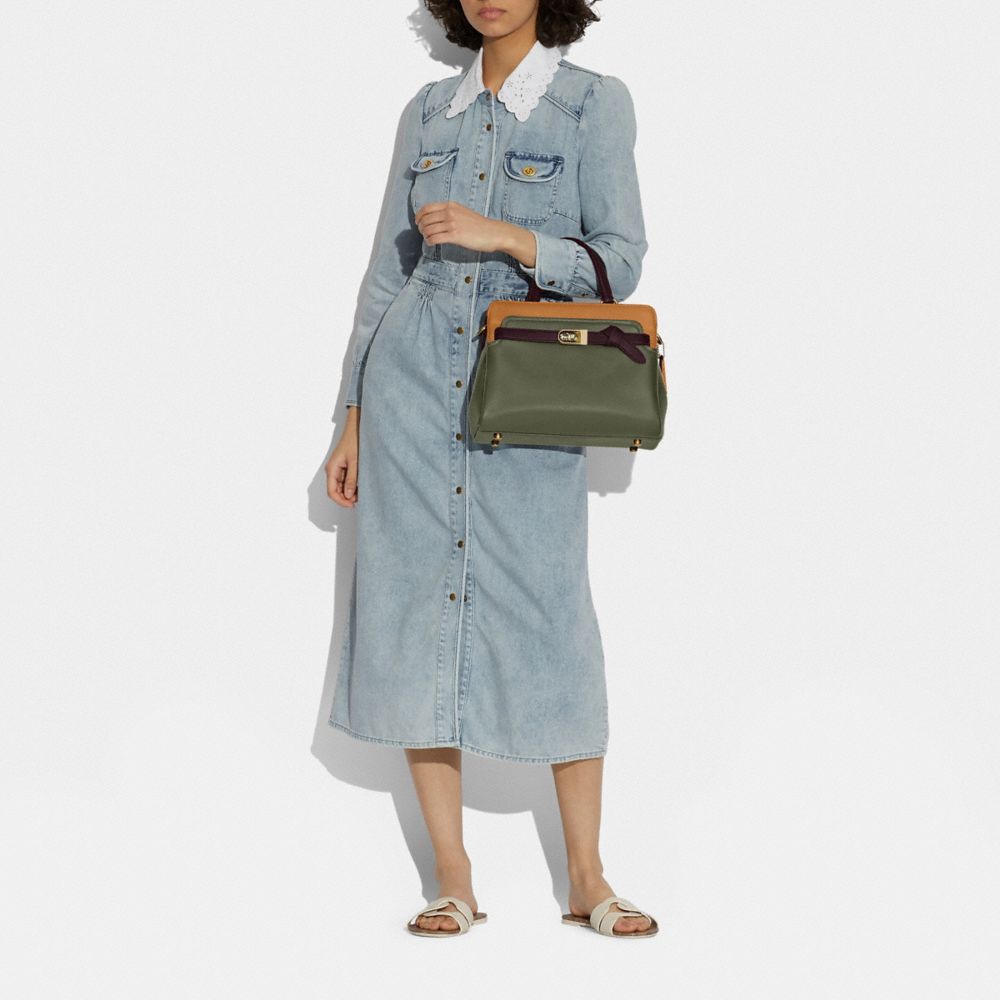 Tate Carryall 29 In Colorblock
