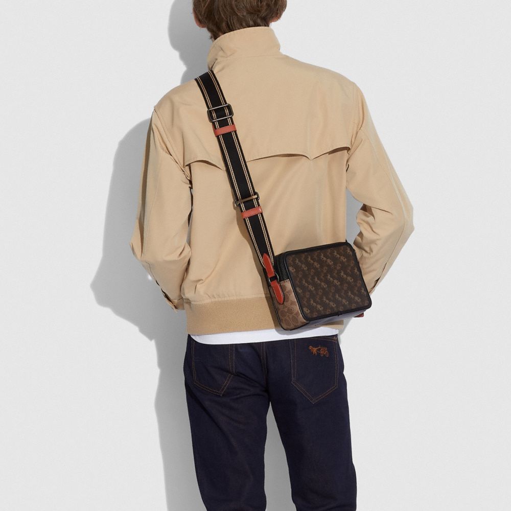 公式】COACH – コーチ | チャーター クロスボディ 24 ウィズ  