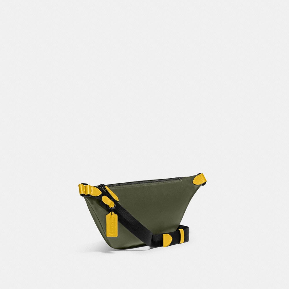 League Belt Bag In Colorblock