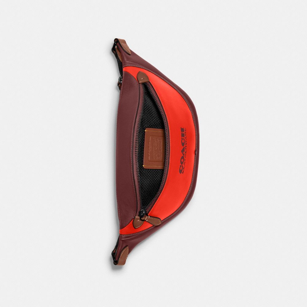 COACH®,SAC BANANE LEAGUE AVEC CONTRASTE DE COULEUR,Cuir de veau raffiné,Rouge Orange Multi,Inside View,Top View