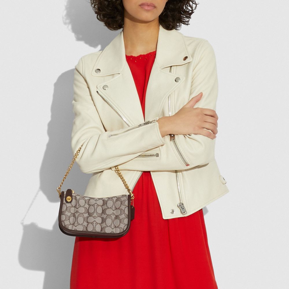 COACH®,Swinger Bag 20 In Signature Jacquard With Quilting,,Detail View