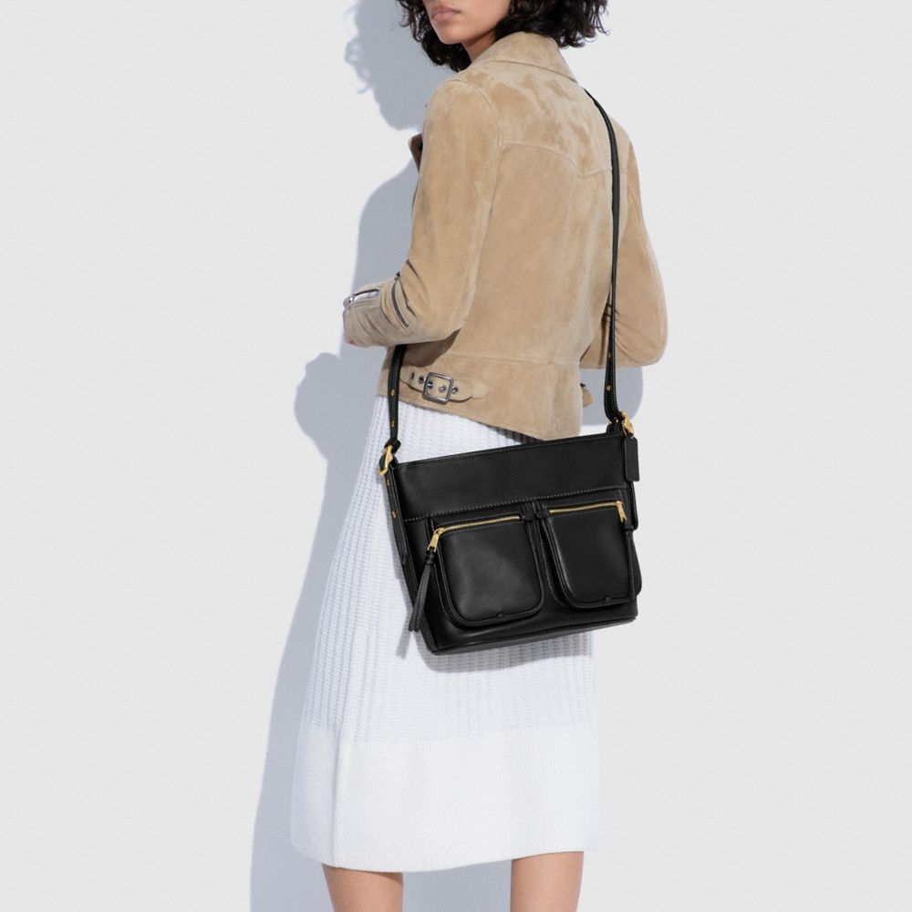 Andie Shoulder Bag