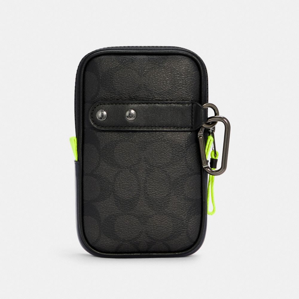 Coach hybrid pouch discount 10