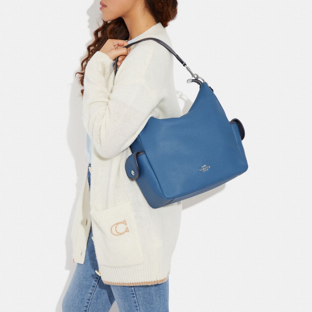 NEW❤️‍🔥Coach outlet Pennie Shoulder Bag 25 