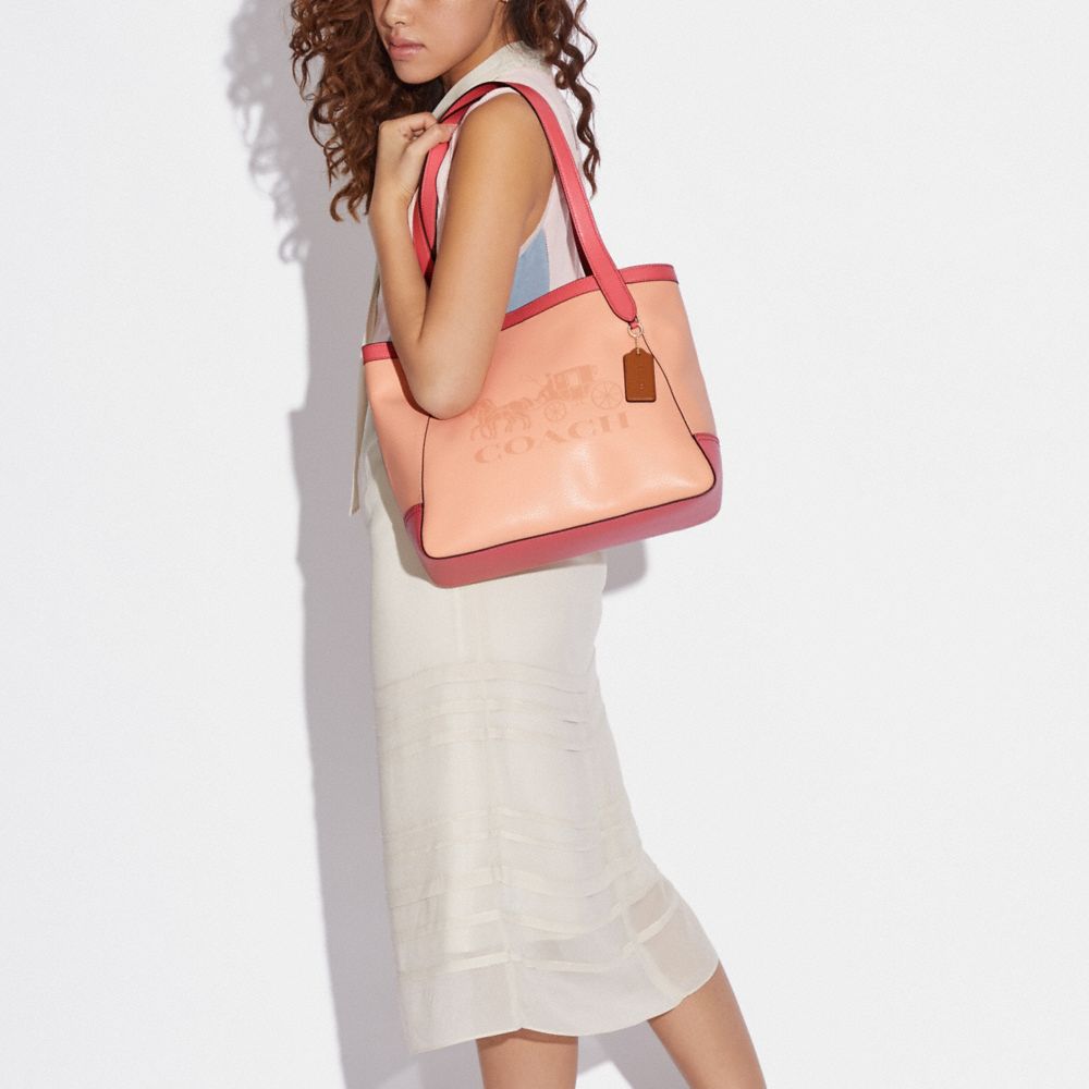 coach スウェードポンチョ COACH シグネチャーポンチョ