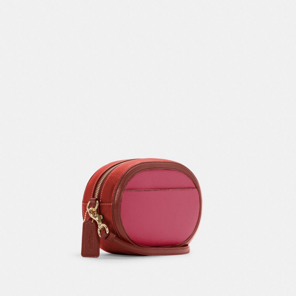 Camera Bag In Colorblock With Horse And Carriage