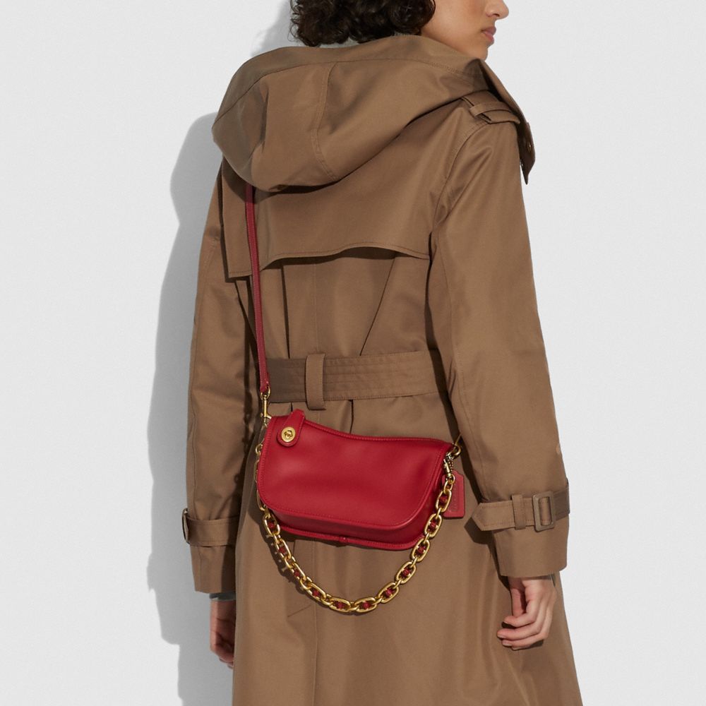 COACH®,Swinger Bag With Chain,,Detail View