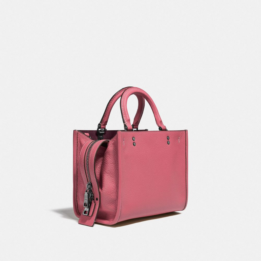 COACH®,ACHETEZ MAINTENANT LE ROGUE 25 EN CUIR ORIGINAL DE SOURCE RESPONSABLE,Cuir responsable d'origine,Étain/Rouge,Angle View