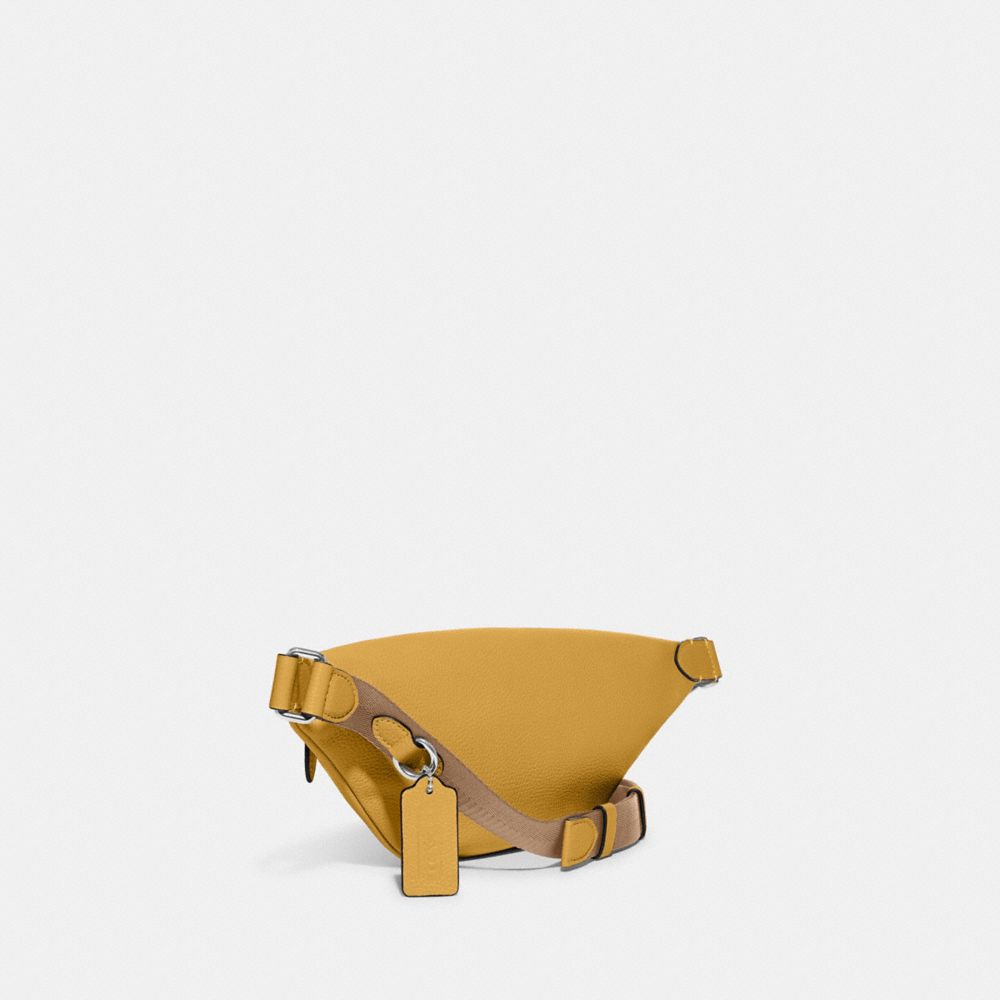 COACH®,SAC-CEINTURE CHARTER 7,Or jaune,Angle View