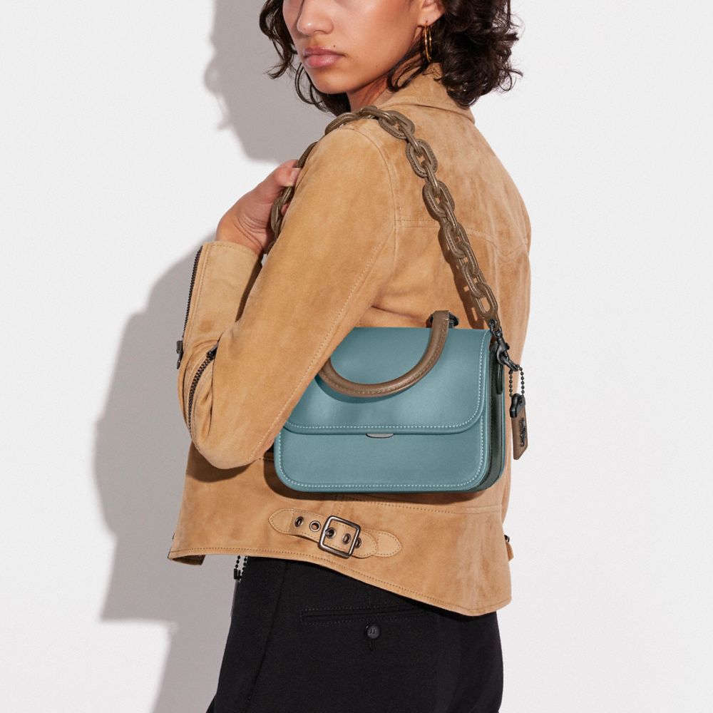 公式】COACH – コーチ | ローグ トップ ハンドル カラーブロック 公式】COACH – コーチ | ローグ トップ ハンドル カラーブロック
