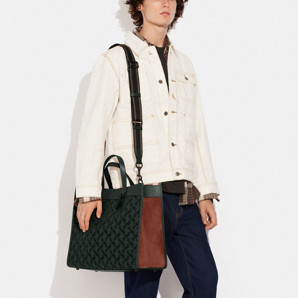 Coach Field Tote 22 with Horse and Carriage – Club de Mode