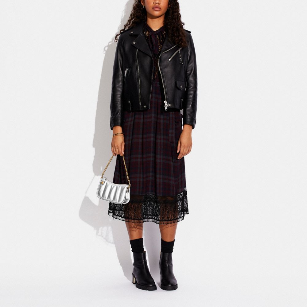 公式】COACH – コーチ | スウィンガー 20 ウィズ キルティング 公式】COACH – コーチ | スウィンガー 20 ウィズ キルティング