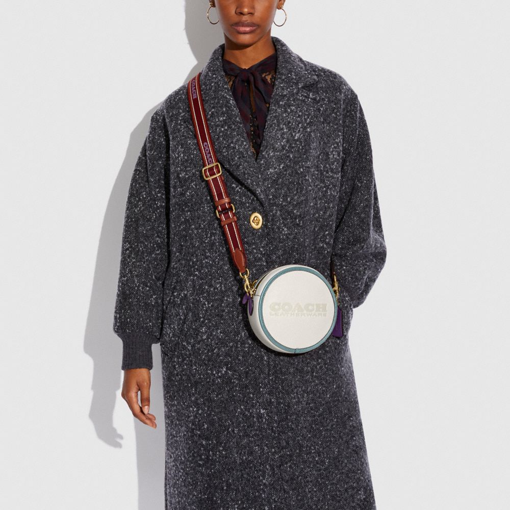 Kia Circle Bag In Colorblock