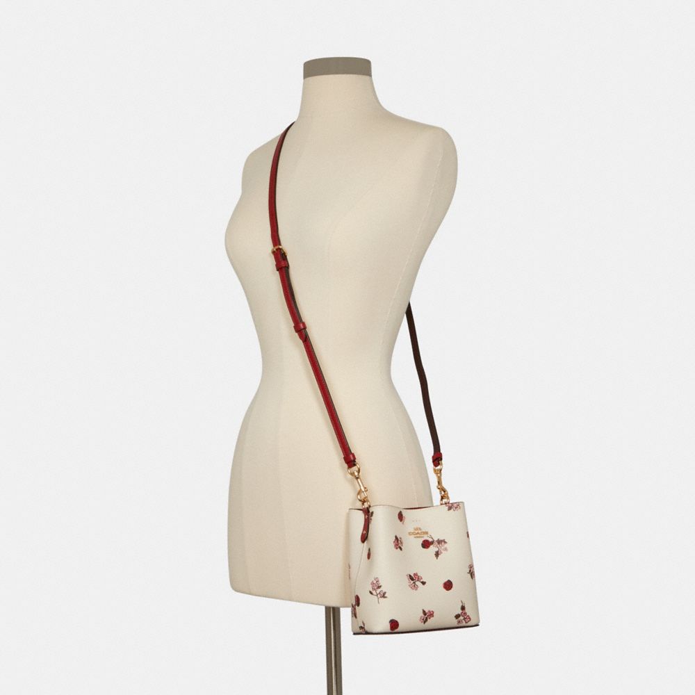 Small town bucket bag with dandelion floral discount print