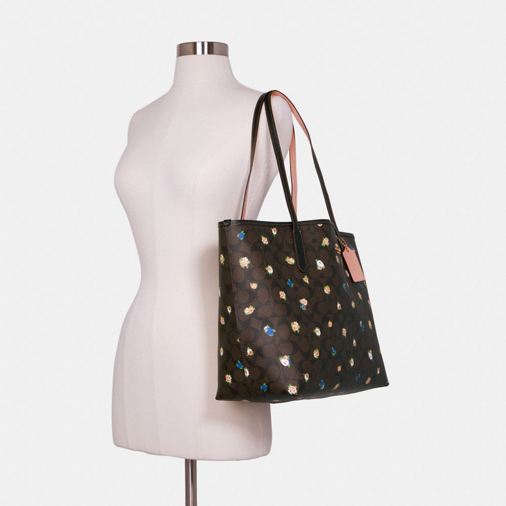 Coach rose cheap print tote