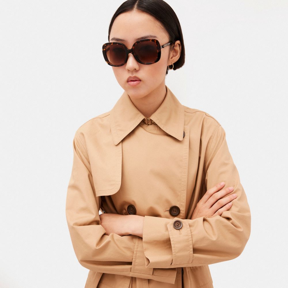 COACH®,Wildflower Square Sunglasses,Square,Integrated Nose Pads,Casual,Multi Color,Angle View