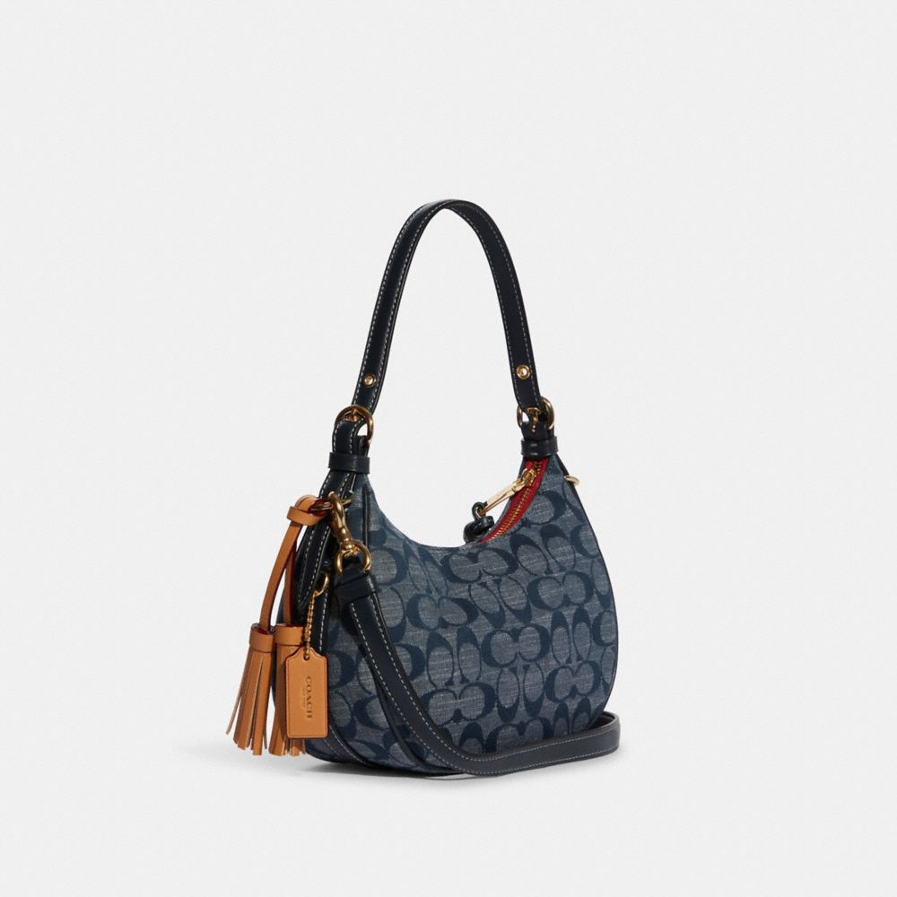 Coach Hadley Hobo in Signature Canvas – Club de Mode