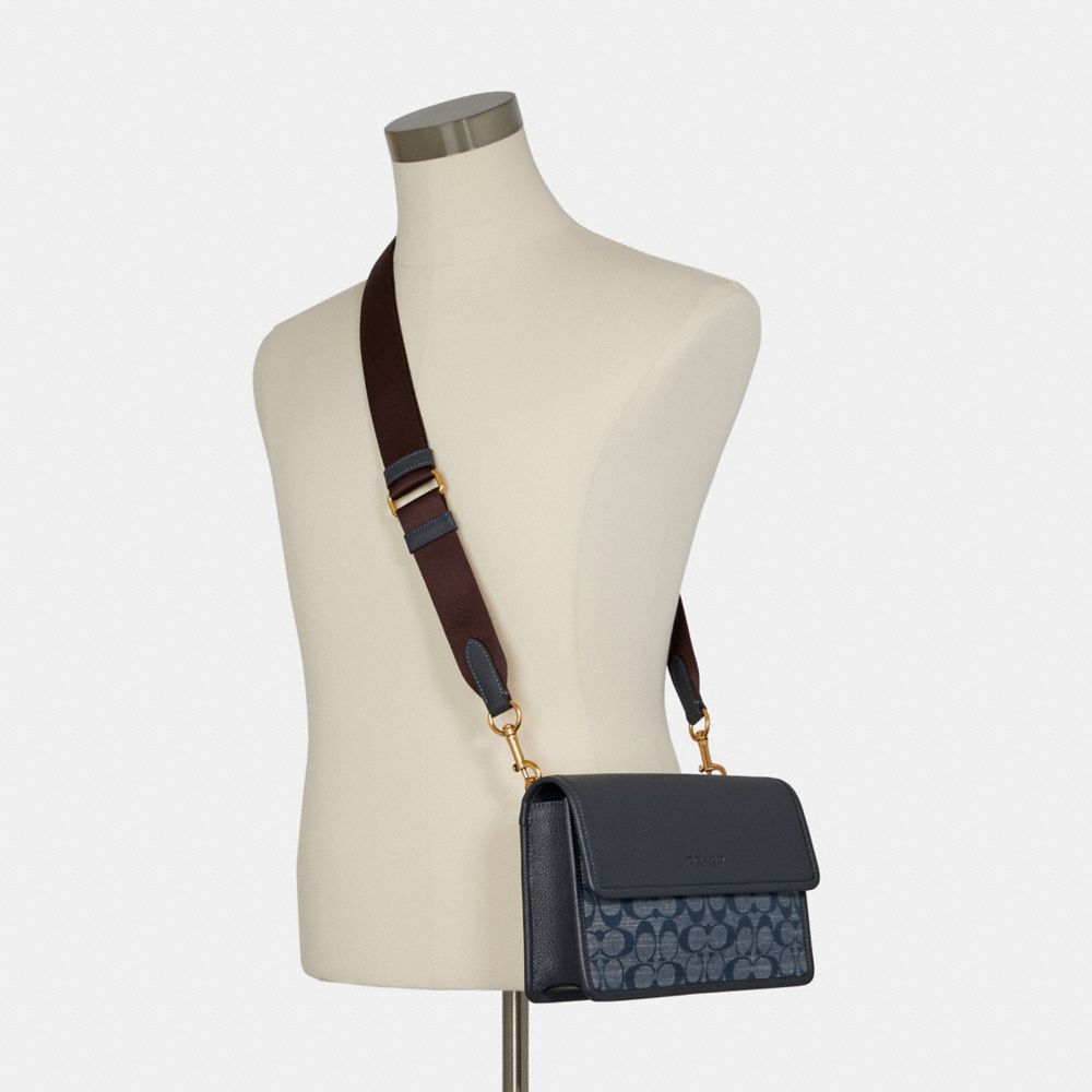 COACH OUTLET® | Turner Flap Crossbody In Signature Chambray