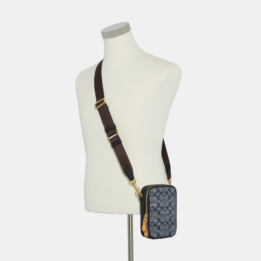 Stanton Crossbody In Signature Chambray