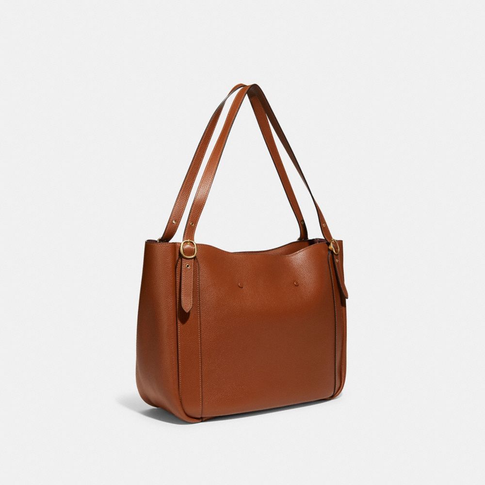 COACH®,CABAS ALANA,Cuir galet poli,Laiton/Brun,Angle View