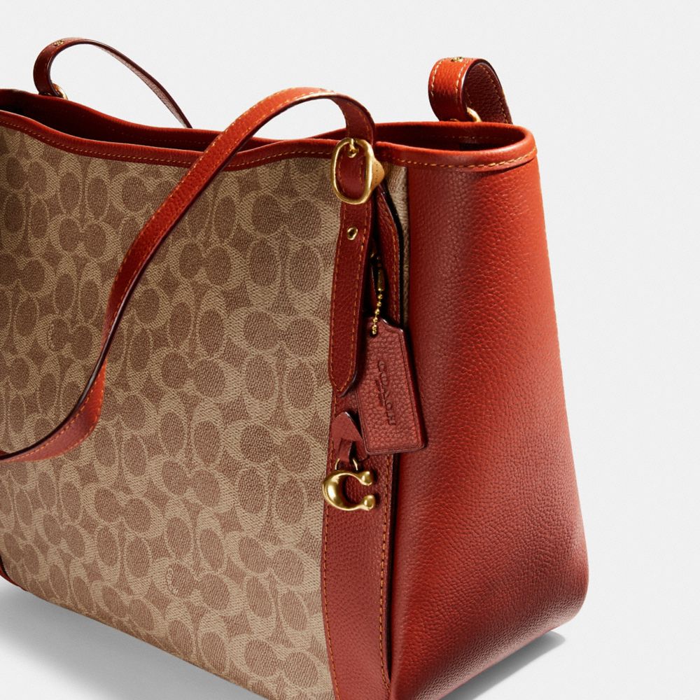 Coach ◆ C8354 Alana Tote in Signature Canvas COACH® Outlet | Alana Tote In Signature Canvas