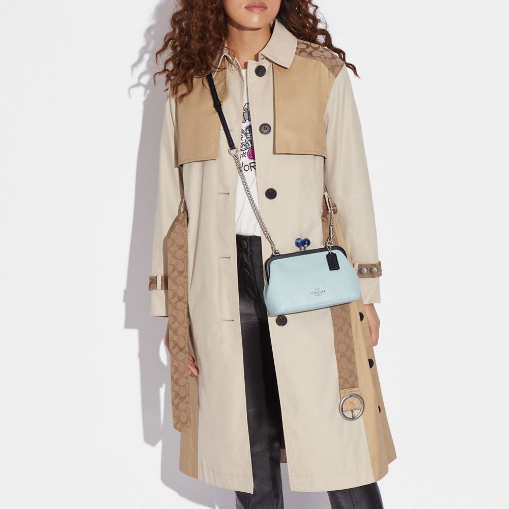 Sac à bandoulière Nora Kisslock avec myrtille