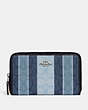 COACH®,MEDIUM ID ZIP WALLET IN SIGNATURE JACQUARD WITH STRIPES,Signature Jacquard,Mini,Silver/Midnight Multi,Front View