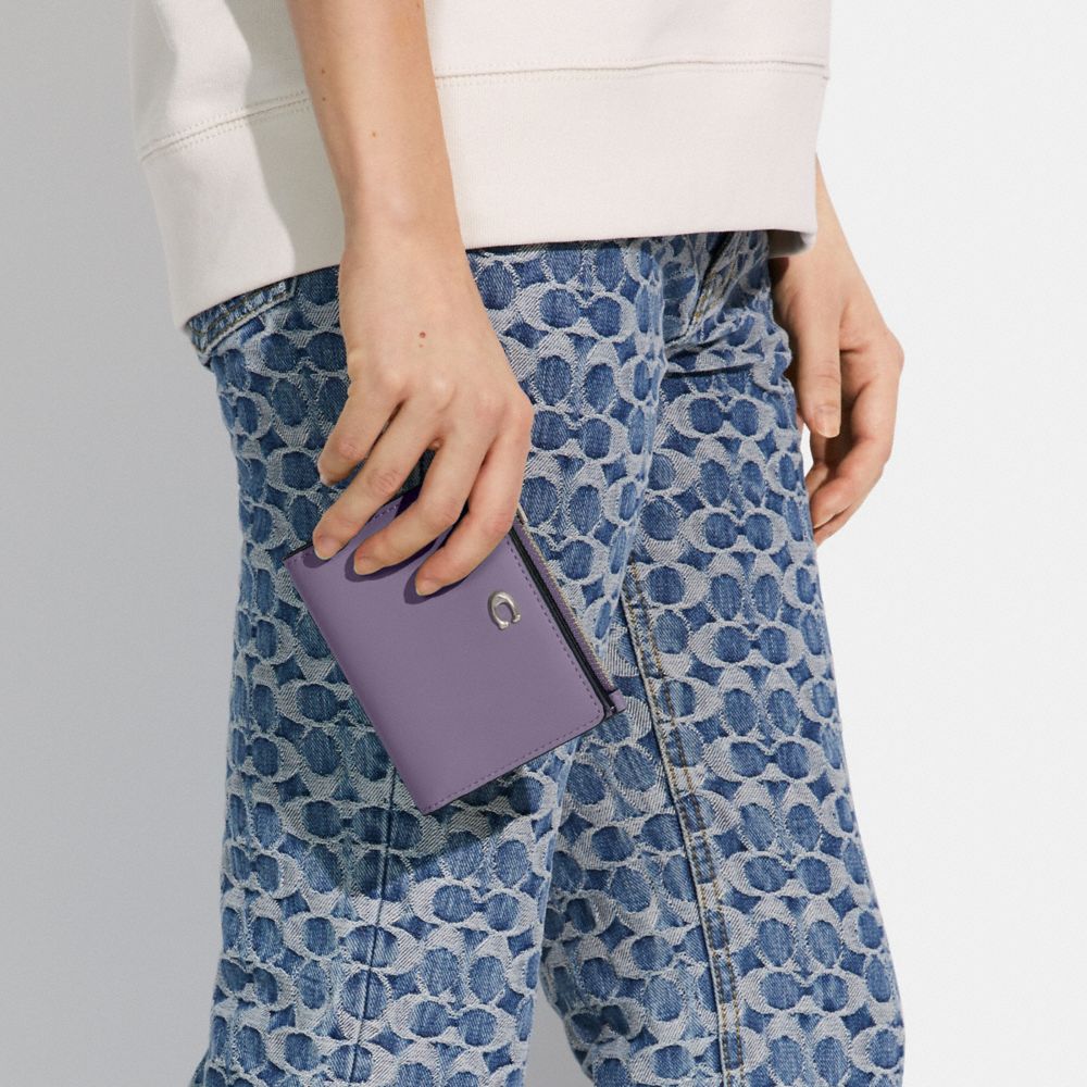 Bifold Snap Wallet
