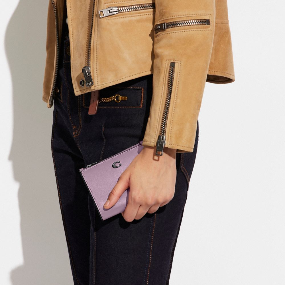 COACH®,Bifold Snap Wallet,,Detail View