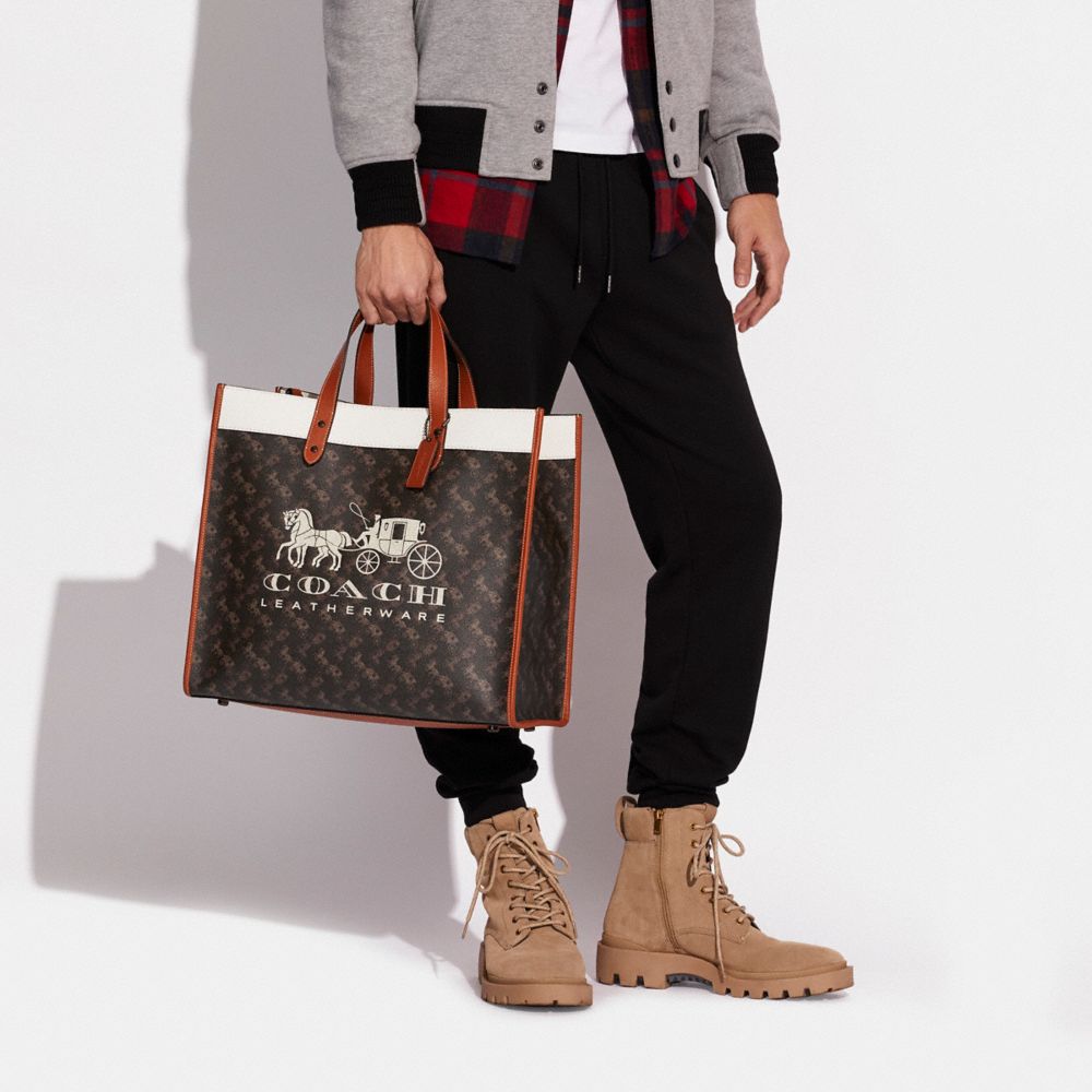 公式】COACH – コーチ | フィールド トート 40 ウィズ ホース