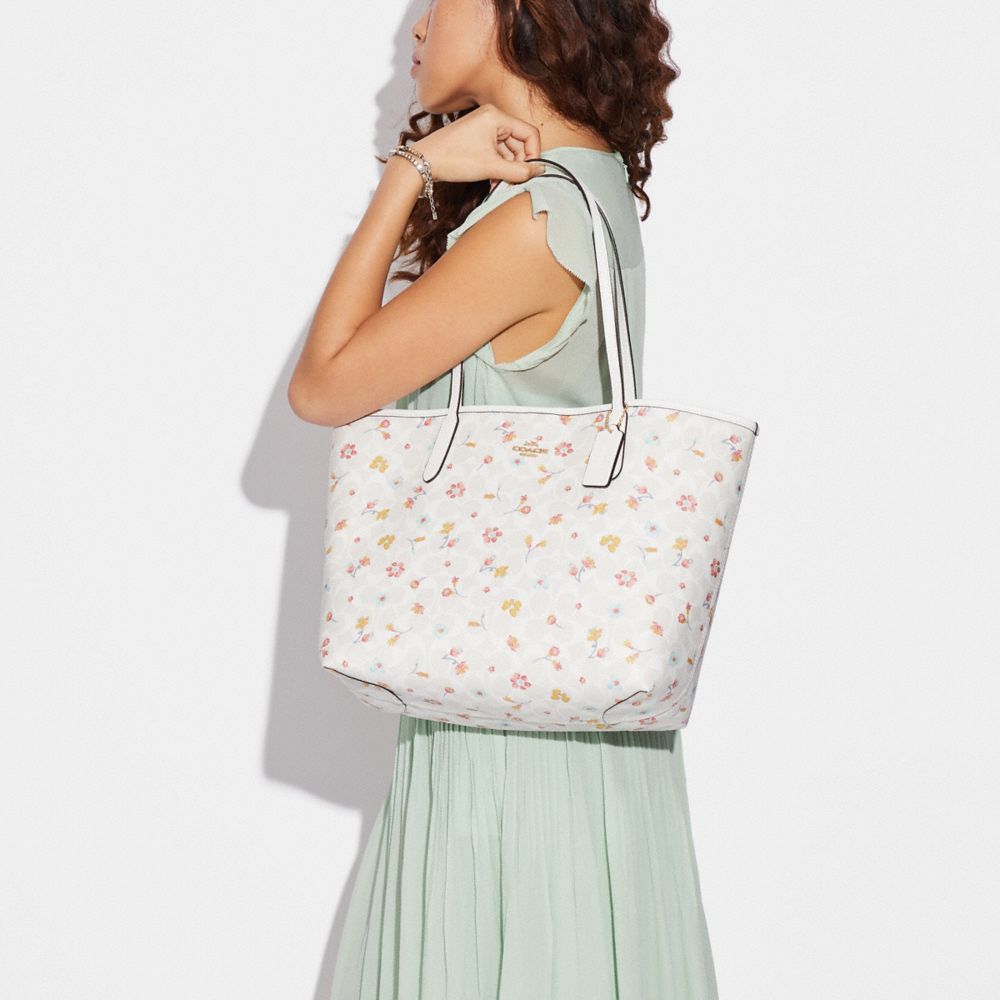 Coach C8743 City Tote With Mystical Floral Print In Faded Blush Multi