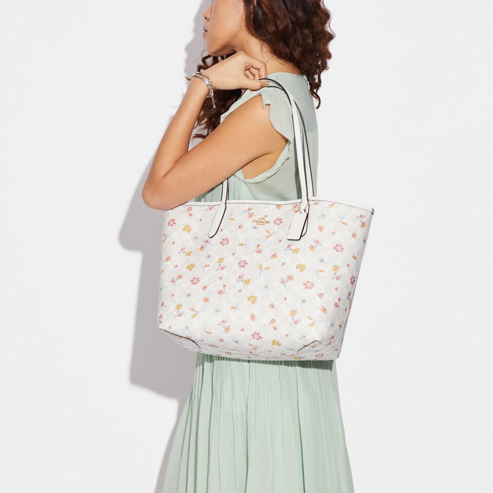 COACH OUTLET®  City Tote In Signature Canvas