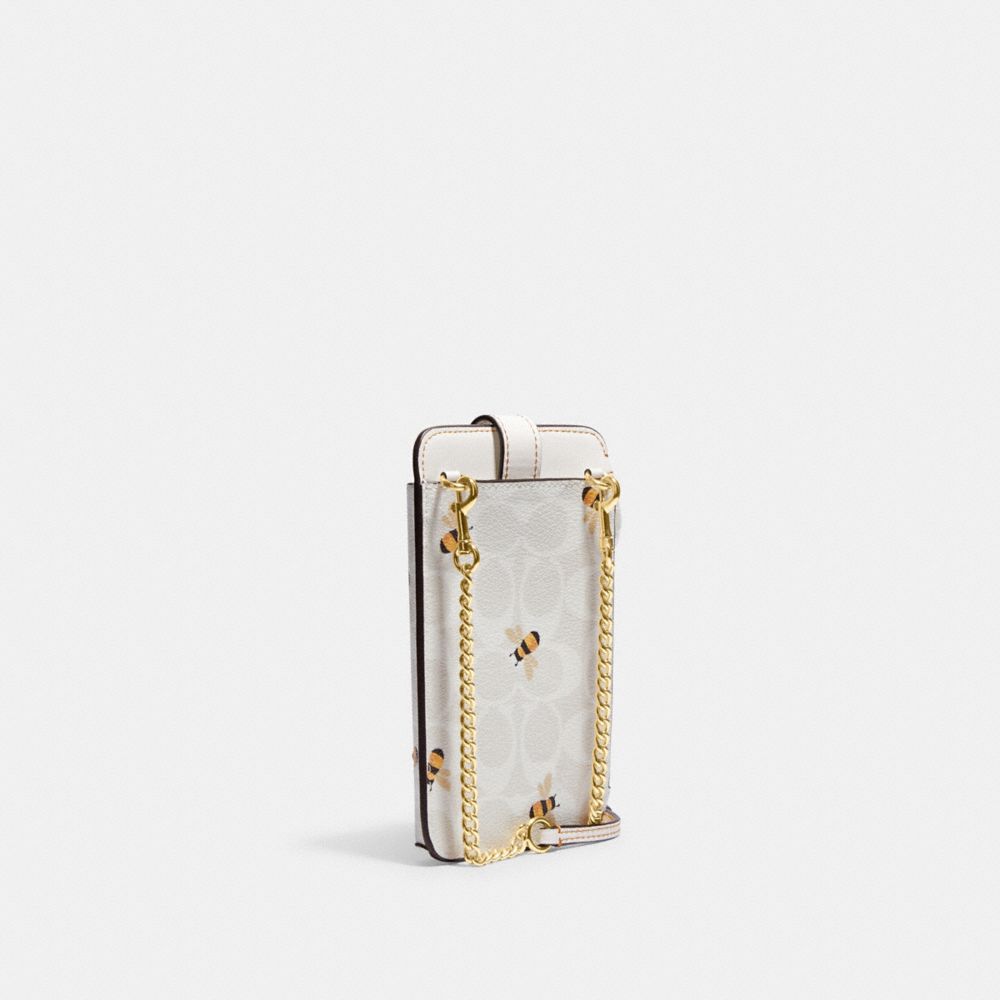 The Coach phone crossbody bag is a perfect go-to-lunch bag - The