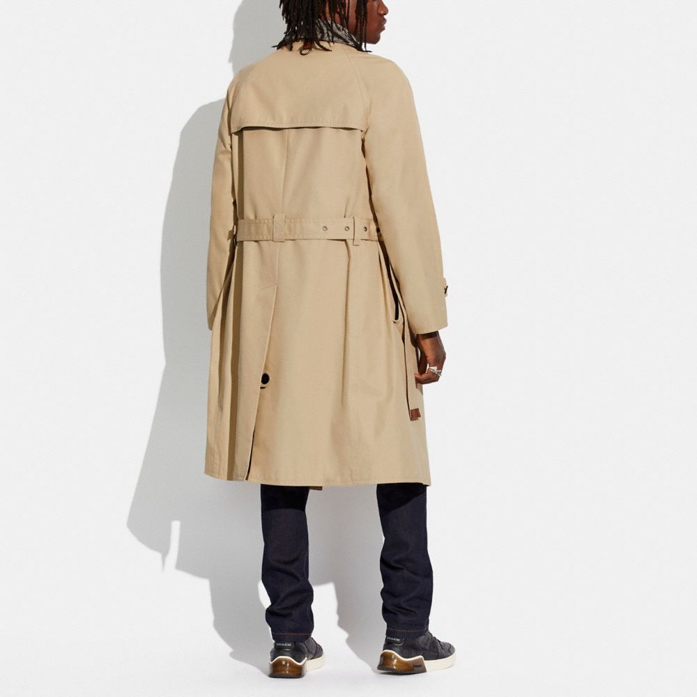 COACH®,TRENCH COAT IN ORGANIC COTTON AND RECYCLED POLYESTER,Khaki,Scale View