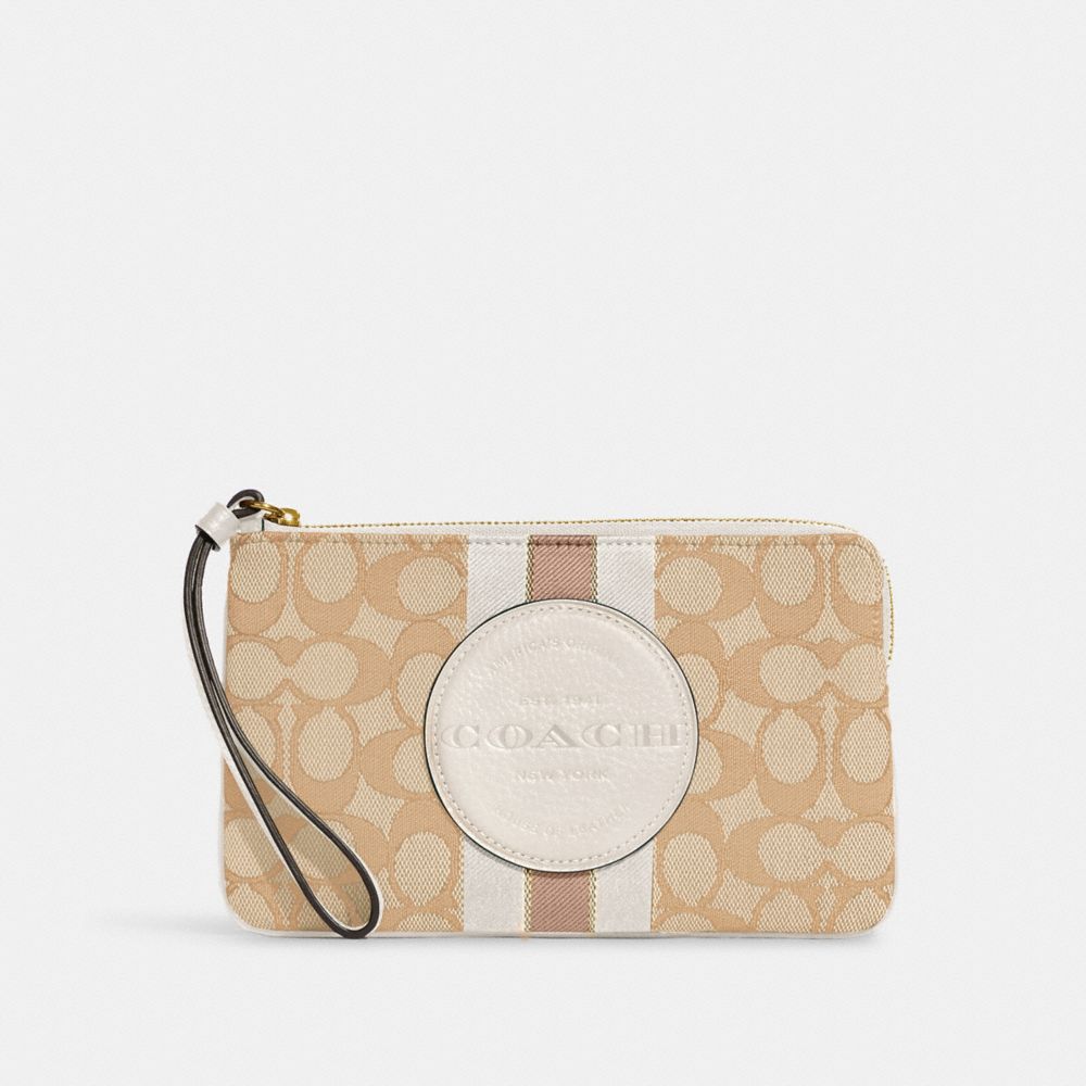COACH®,DEMPSEY LARGE CORNER ZIP WRISTLET IN SIGNATURE JACQUARD WITH STRIPE AND COACH PATCH,Medium,Gold/Light Khaki Chalk,Front View