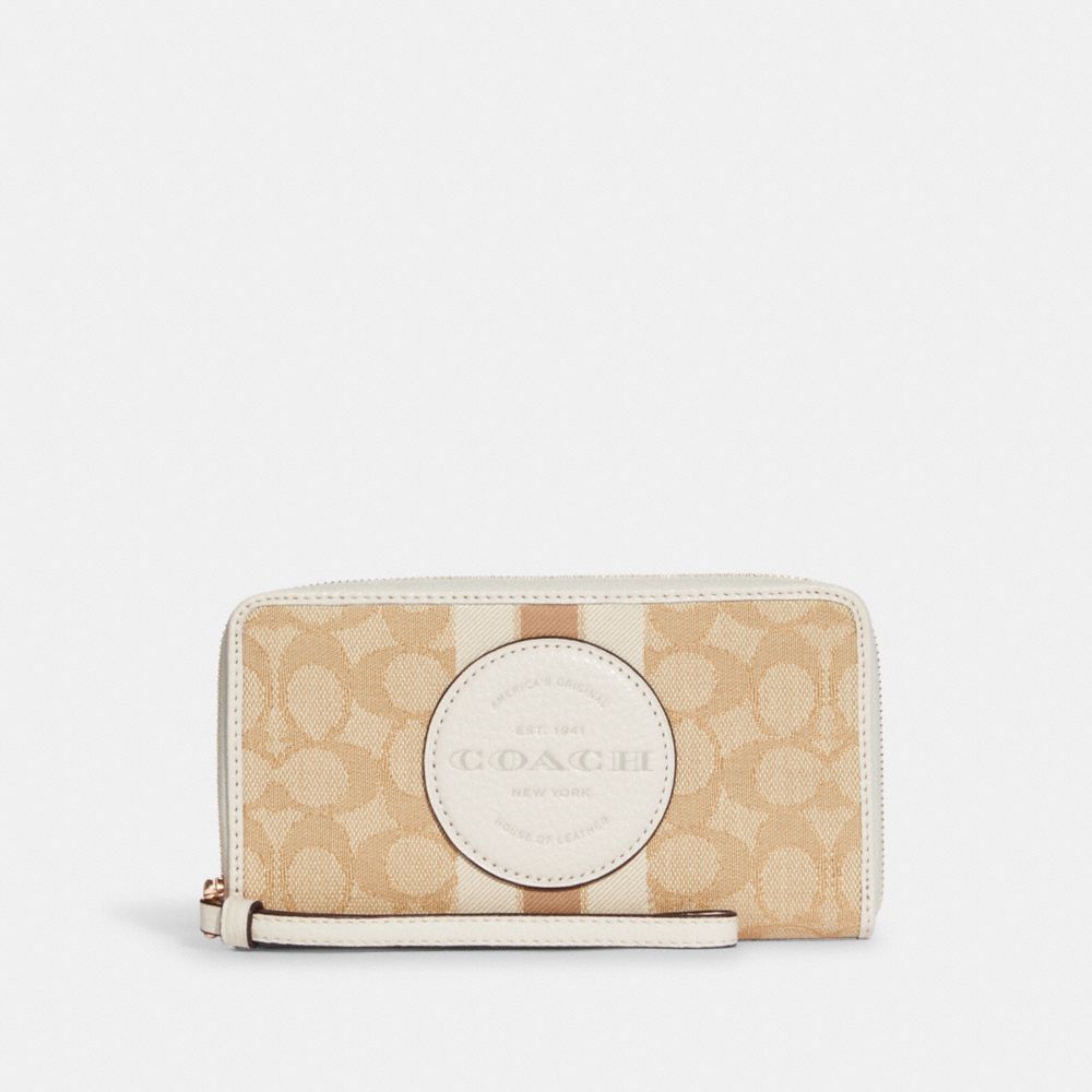 COACH®,GRAND PORTEFEUILLE POUR TÉLÉPHONE DEMPSEY EN JACQUARD SIGNATURE AVEC RAYURE ET ÉCUSSON COACH,Or/Kaki pâle Craie,Front View