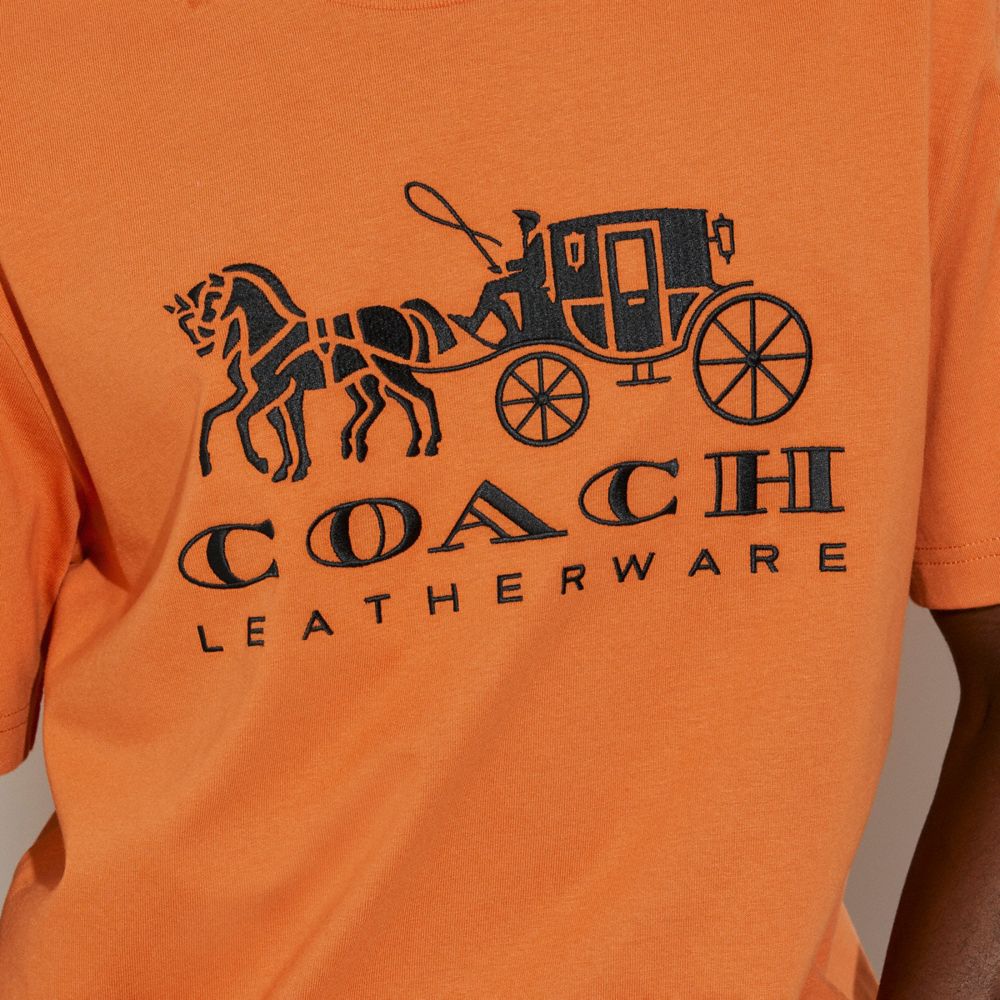 ★Coach★ Horse and Carriage T-Shirt CBD21 HGR COACH® GB | Horse And Carriage T Shirt In Organic Cotton