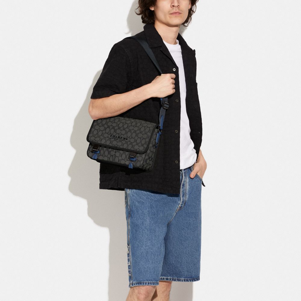 League Messenger Bag In Signature Jacquard