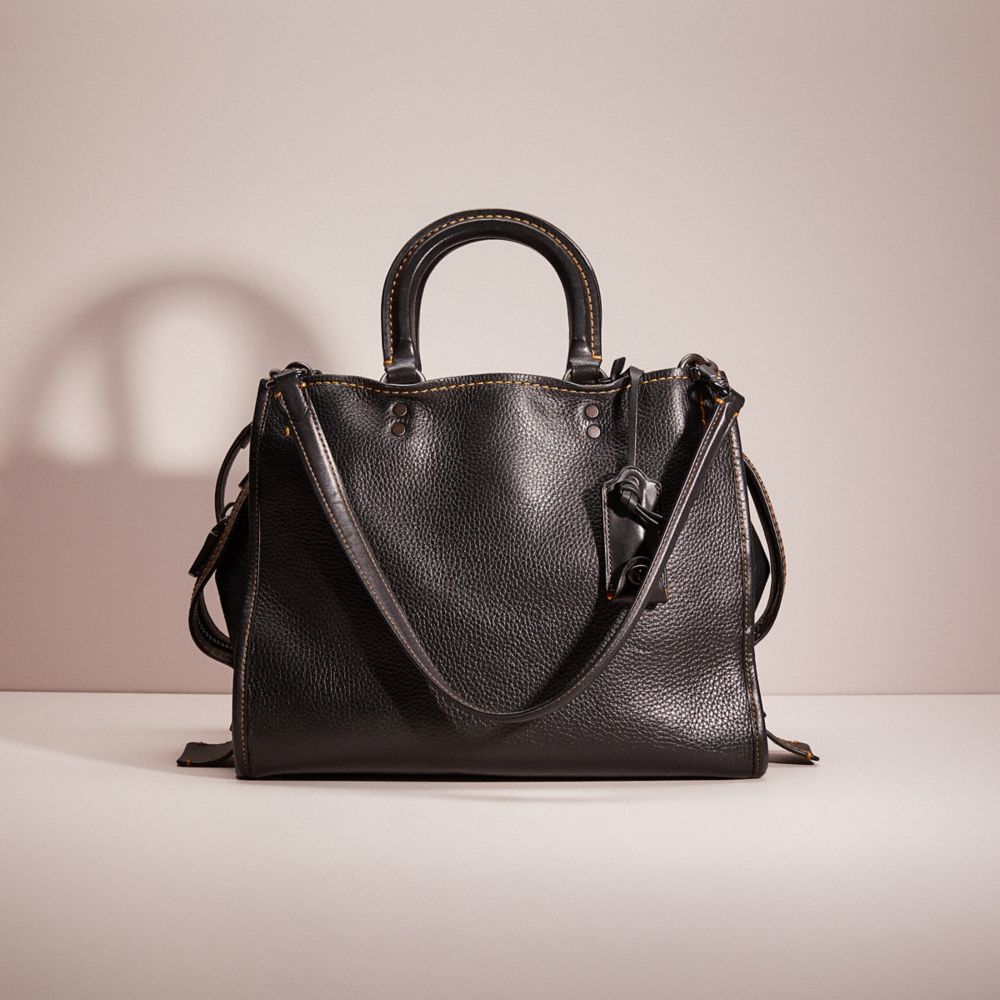 COACH®,RESTORED ROGUE,Glovetanned Pebble Leather,Pewter/Black,Front View